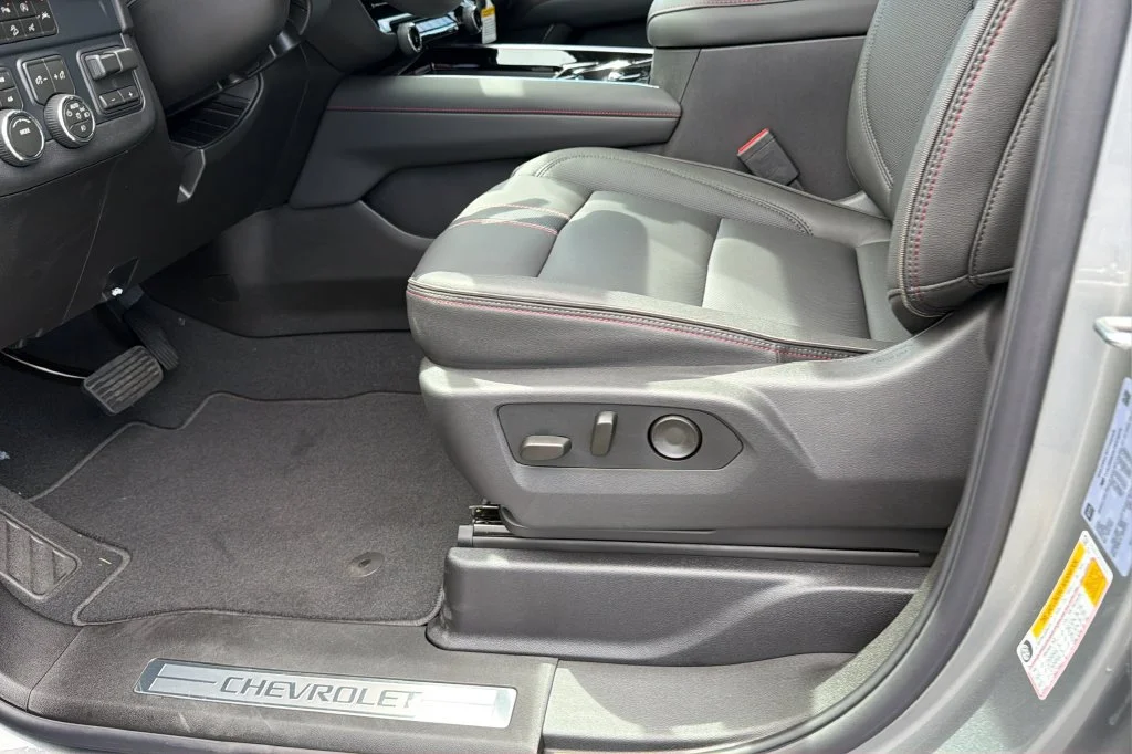 New 2026 Sterling Gray Metallic Chevrolet RST image 18