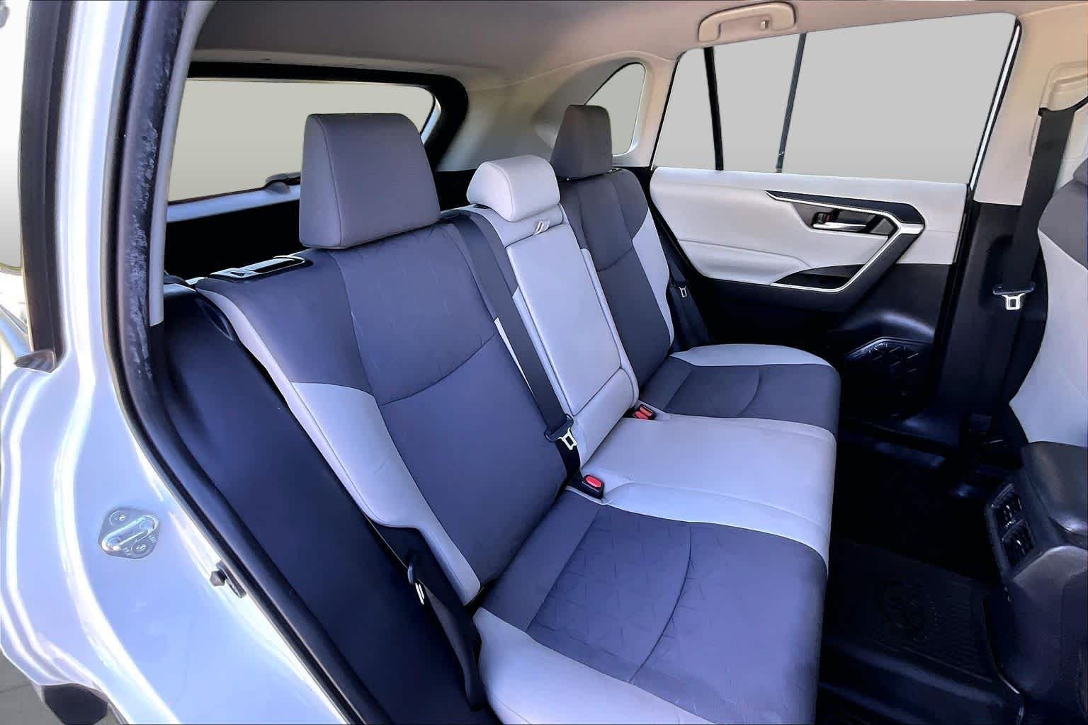 Used 2021 Super White Toyota XLE image 20