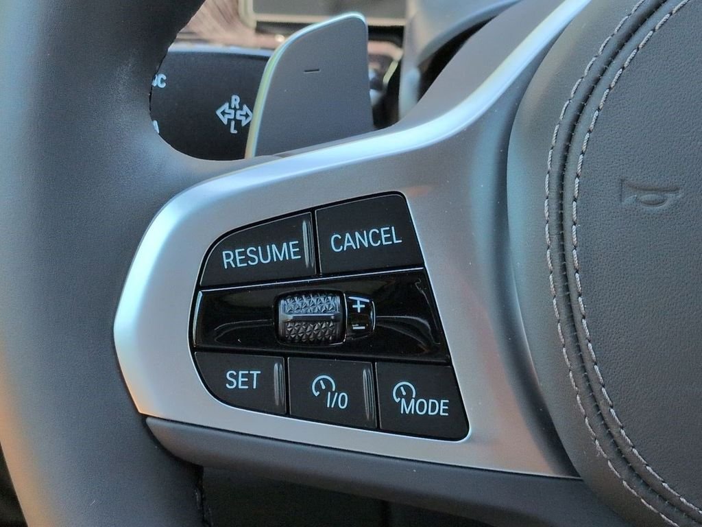 New 2026 Black Sapphire Metallic BMW xDrive40i image 26