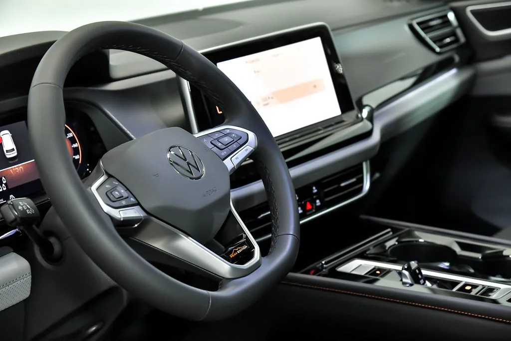New 2026 Black Volkswagen 2.0T Peak Edition image 10
