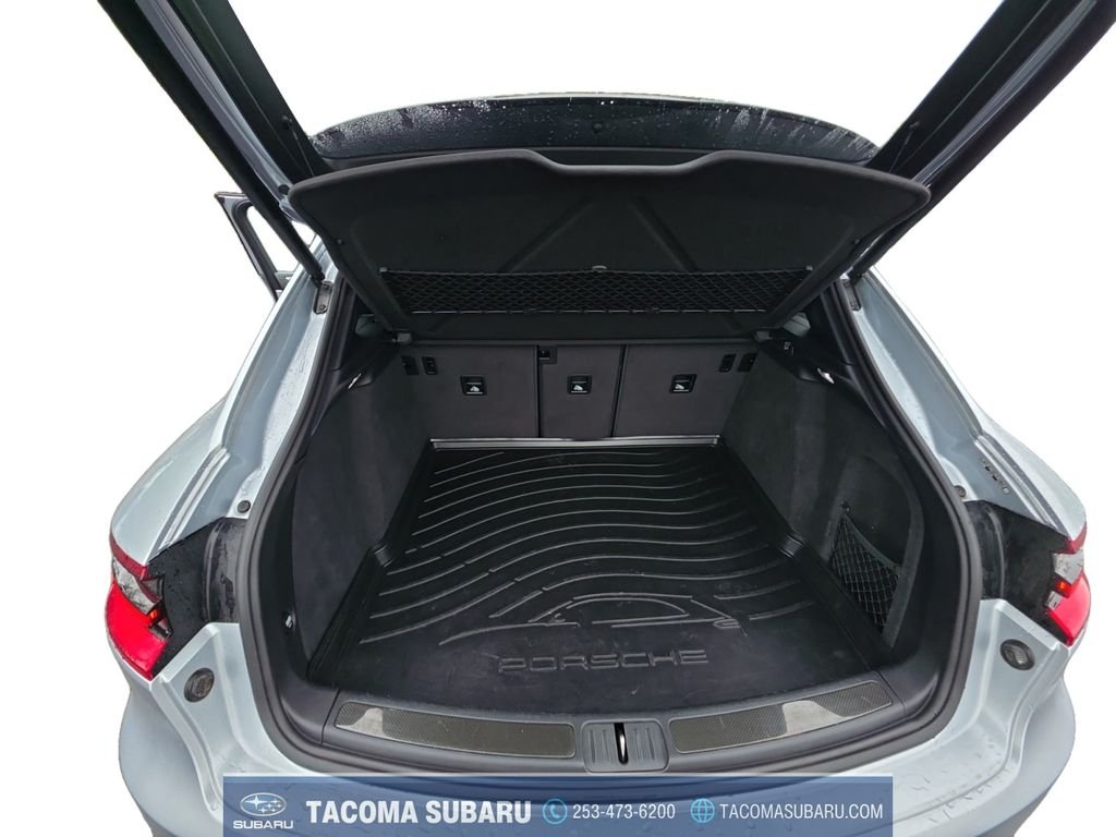 Used 2017 Silver Porsche Turbo image 19