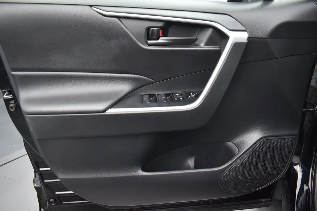 Used 2022 Black Toyota LE image 11