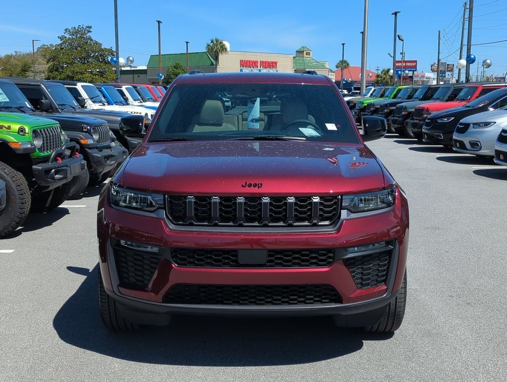 New 2026 Velvet Red Pearl-Coat Exterior Paint Jeep Limited image 10