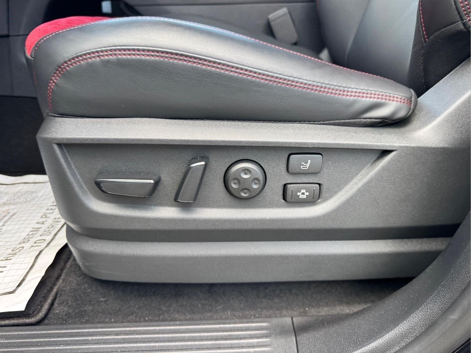 Used 2026 Black Diamond Pearl Nissan NISMO image 20