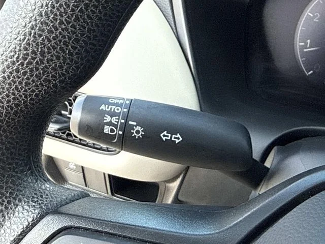 Used 2025 Gray Honda LX image 38