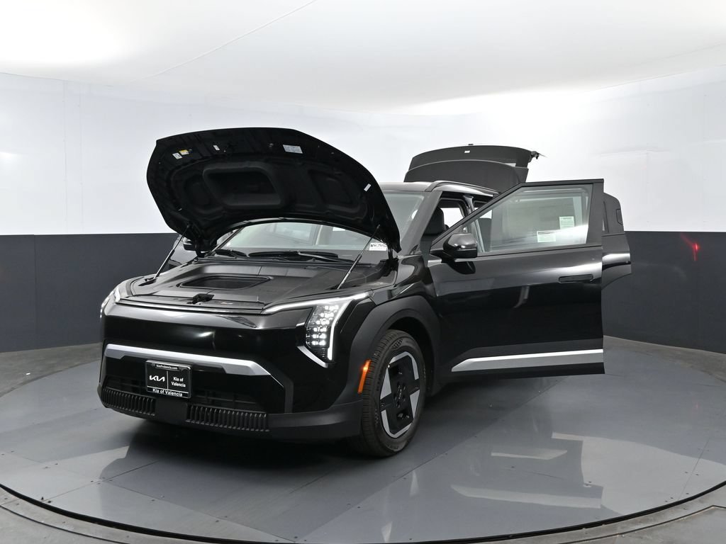 New 2027 Aurora Black Pearl Kia Wind image 27