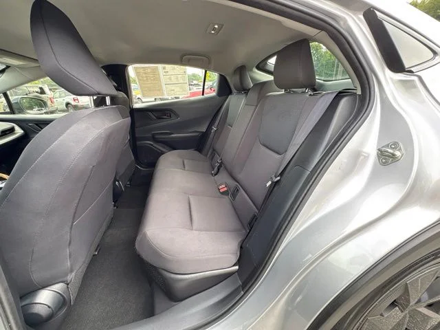 Used 2025  Toyota LE image 23