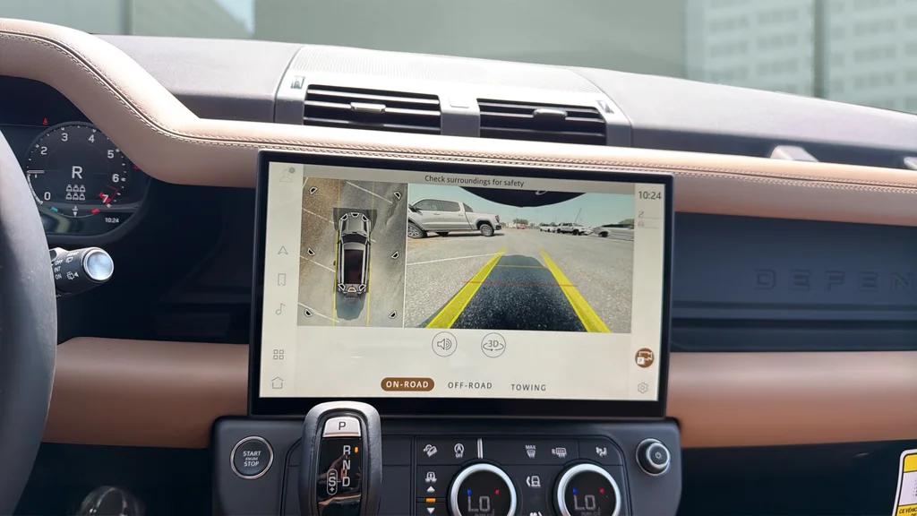 New 2026 Green Land Rover S image 24