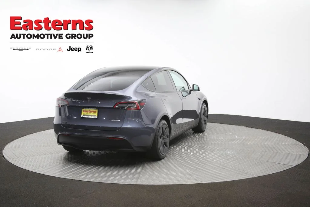 Used 2022 Gray Tesla Long Range image 32
