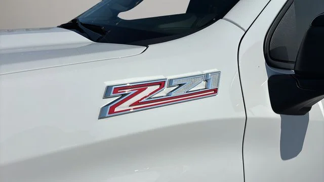 Used 2025 White Chevrolet LT Trail Boss image 38