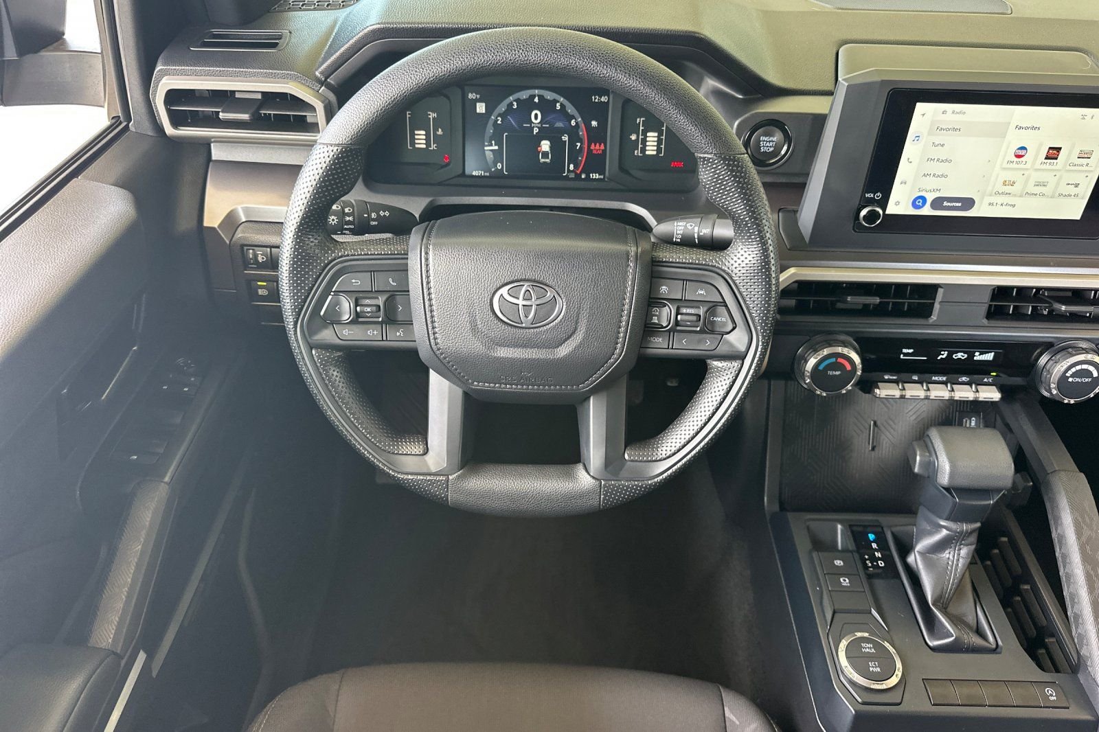 Used 2025 Underground Toyota SR5 image 14