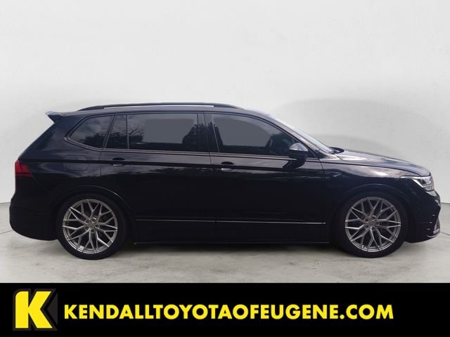 Used 2023 Black Volkswagen 2.0T SE R-Line Black image 6