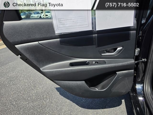Used 2025 Abyss Black Hyundai SE image 26