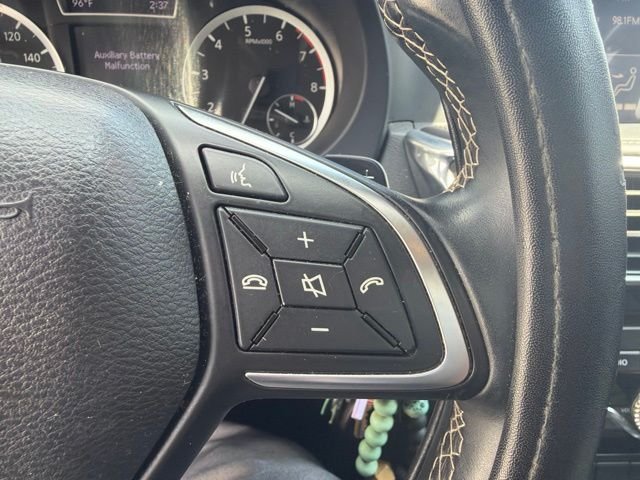 Used 2017 Black Obsidian INFINITI Base image 8
