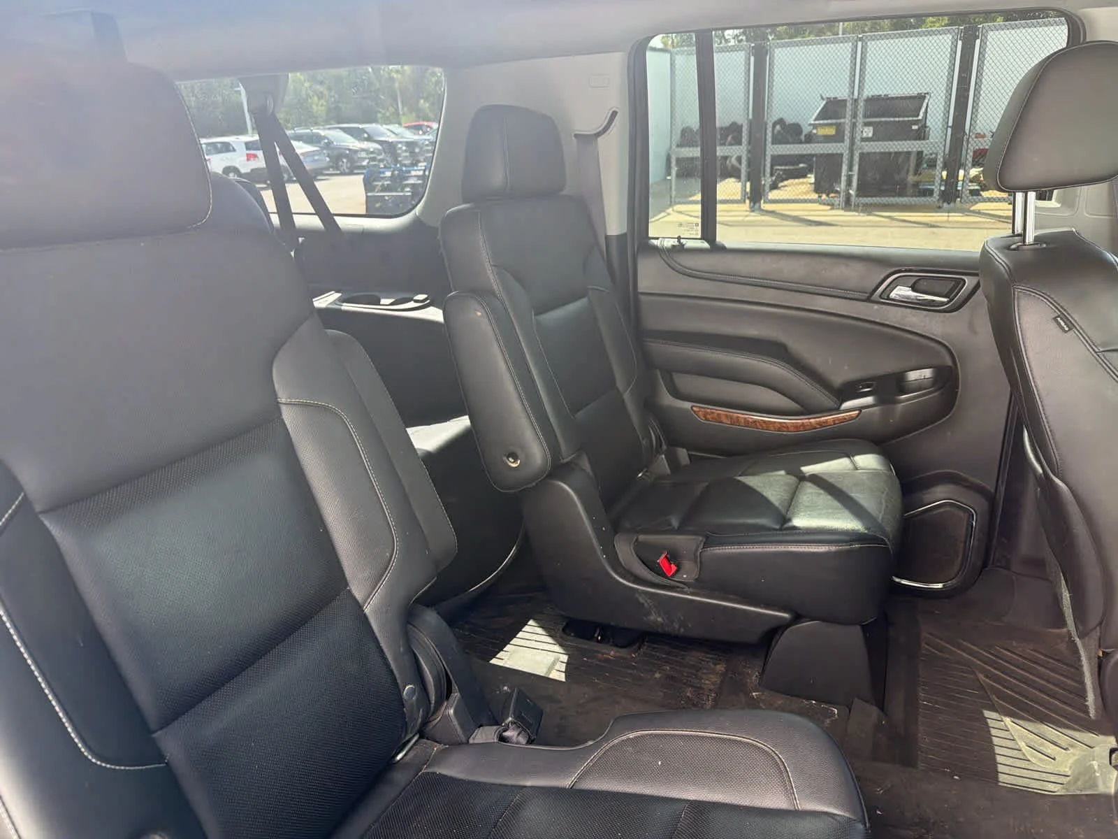 Used 2016 Iridescent Pearl Tricoat Chevrolet LTZ image 6