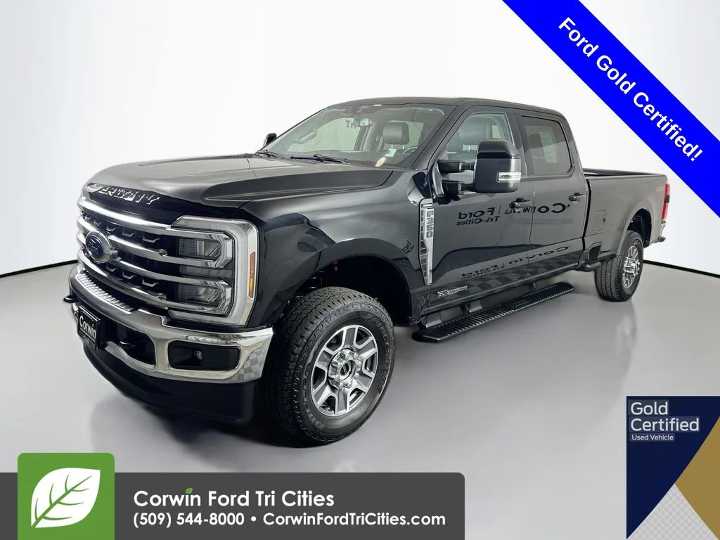 Certified Used 2025 Agate Black Metallic Ford Lariat image 5