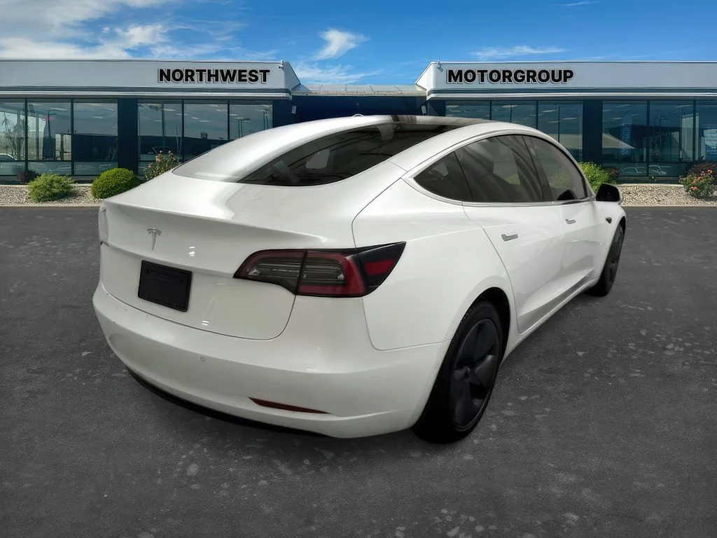 Used 2019 Pearl White Multi-Coat Tesla Mid Range image 3