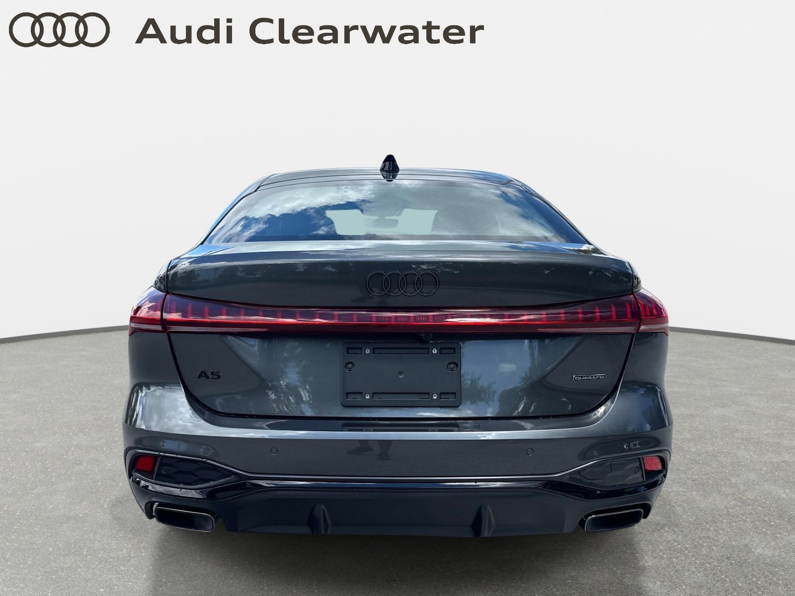 New 2026 Daytona Gray Pearl Effect Audi Premium image 9