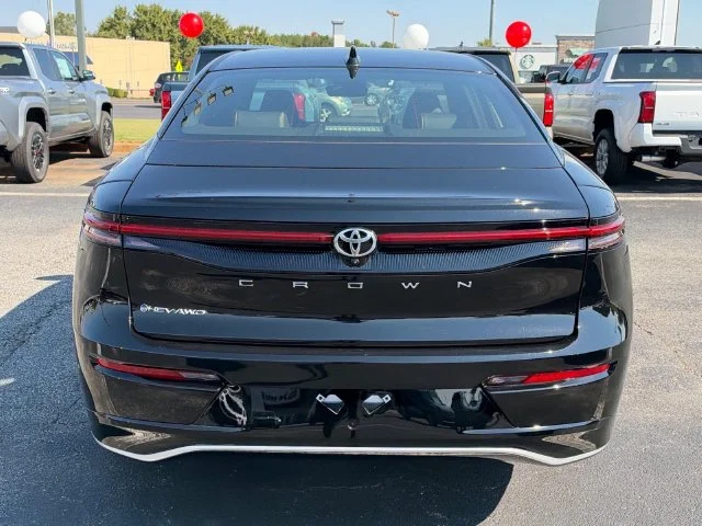 New 2027  Toyota XLE image 4