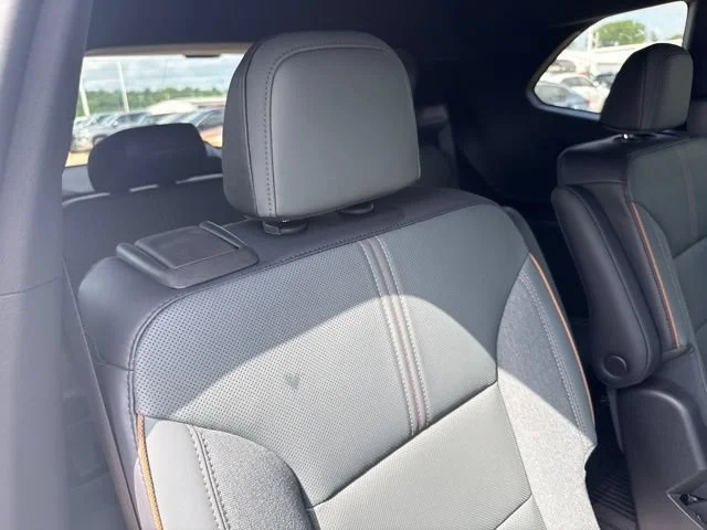 2026 GMC Acadia AT4 - Photo 45