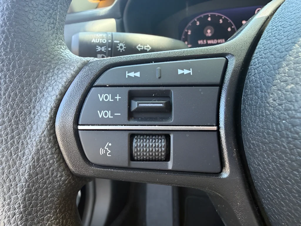 Used 2025 Meteorite Gray Metallic Honda LX image 53