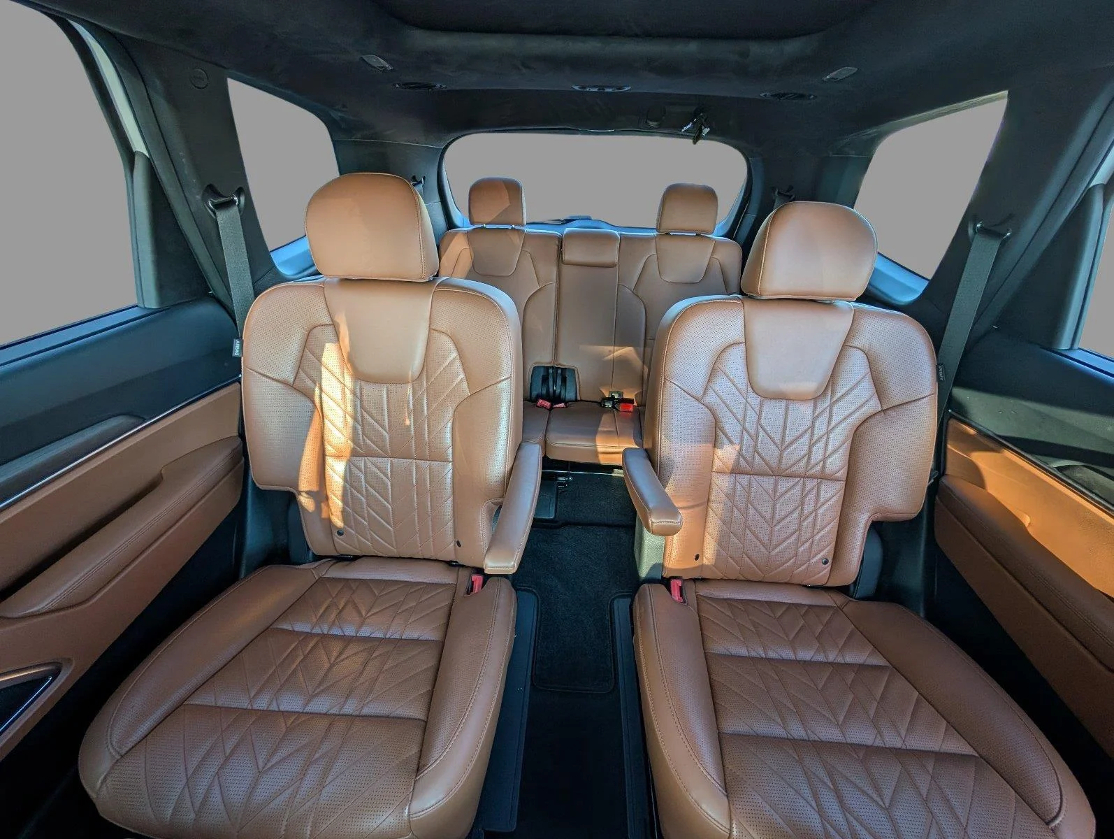 Used 2025 Glacial White Pearl Kia SX-Prestige X-Line image 31