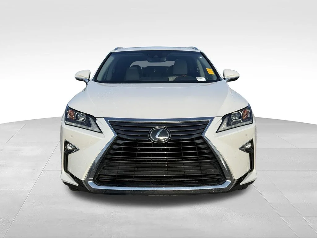 Used 2019 White Lexus 350 image 26