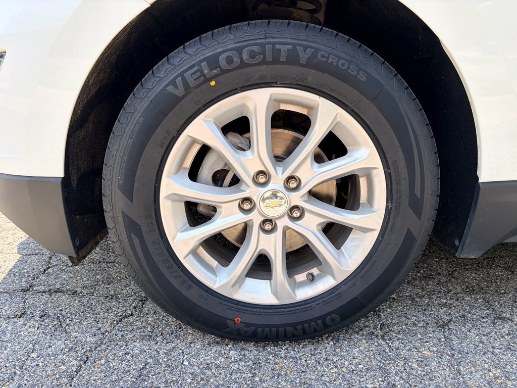 Used 2020 Summit White Chevrolet LT image 9