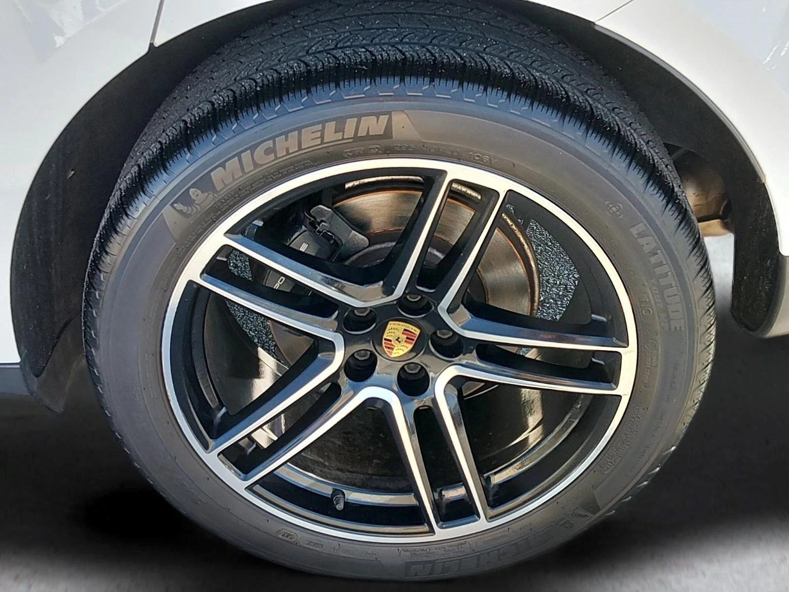 Used 2020 White Porsche  image 12