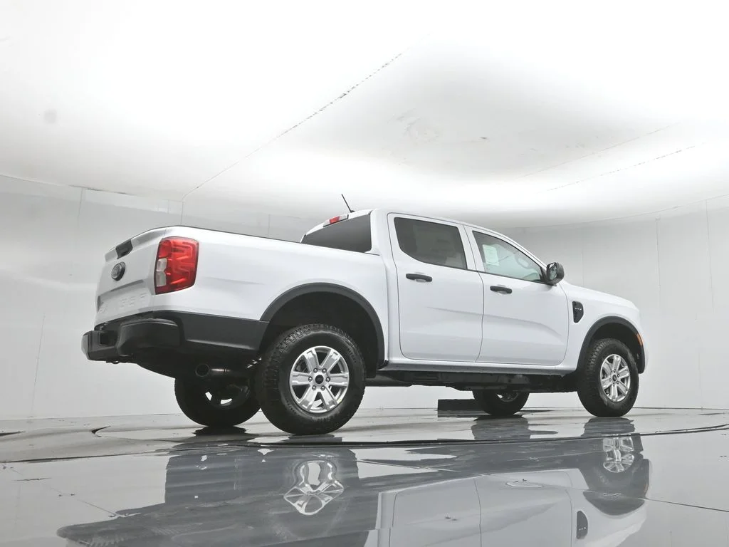New 2026 Oxford White Ford XL image 45