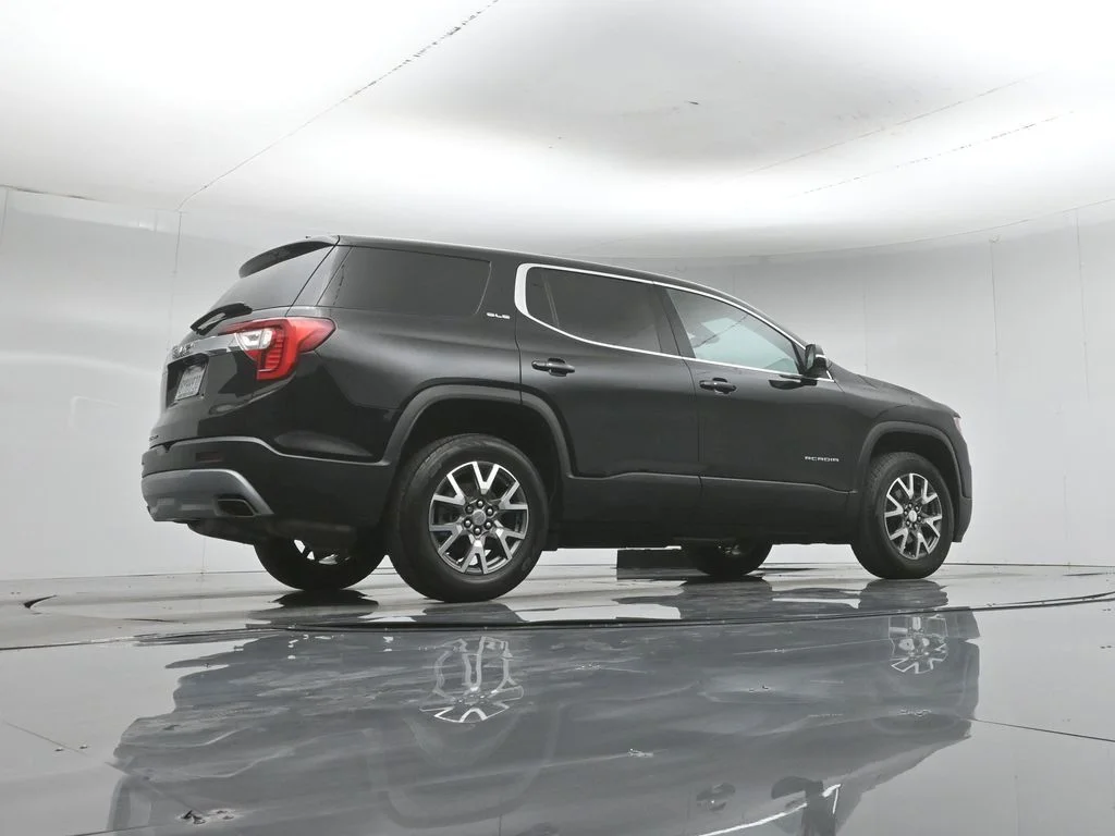 Used 2022 Black GMC SLE image 51