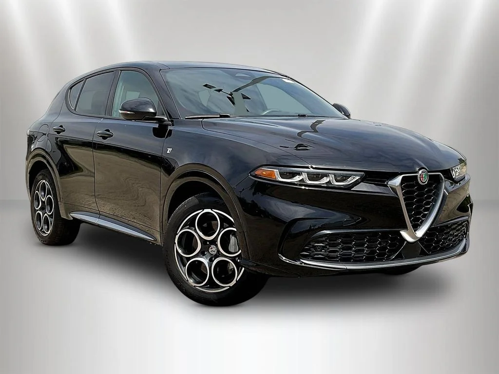 Used 2024 Alfa Black Alfa Romeo Ti image 3
