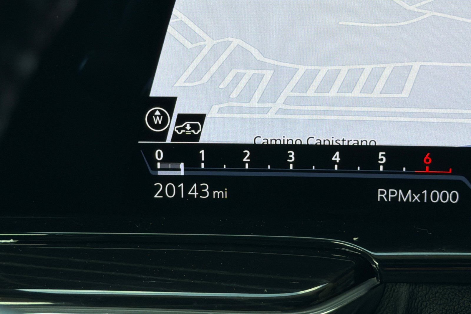 Used 2024 White Cadillac Sport image 36