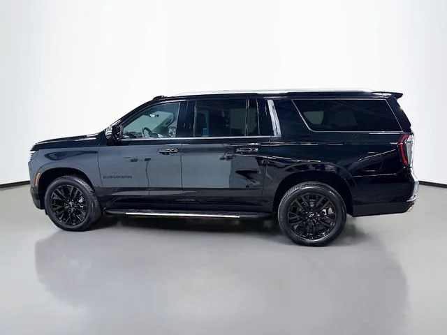 2025 Chevrolet Suburban Premier - Photo 11
