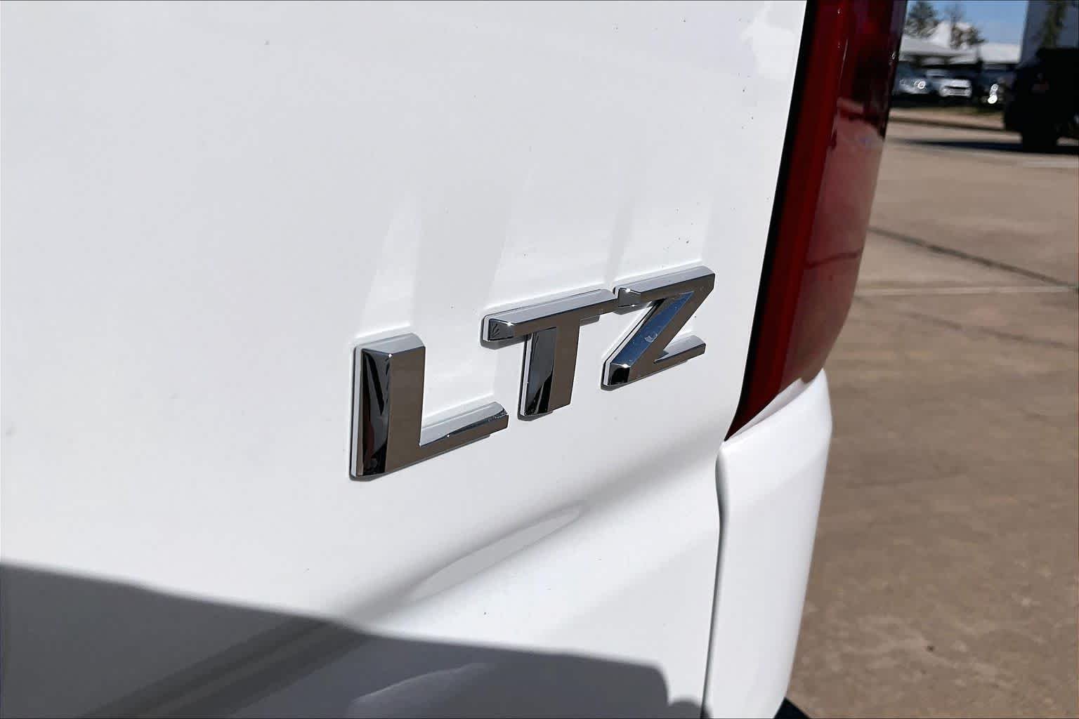 New 2026 Summit White Chevrolet LTZ image 16