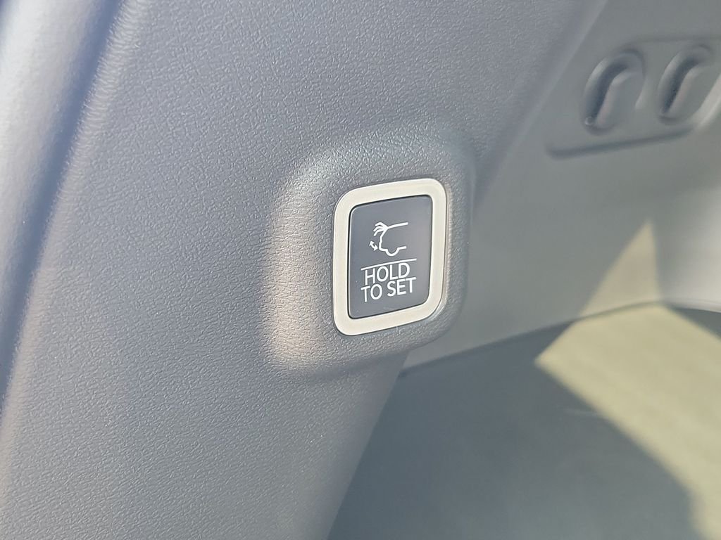 New 2026 Hydro Blue Pearlcoat Jeep Limited image 10