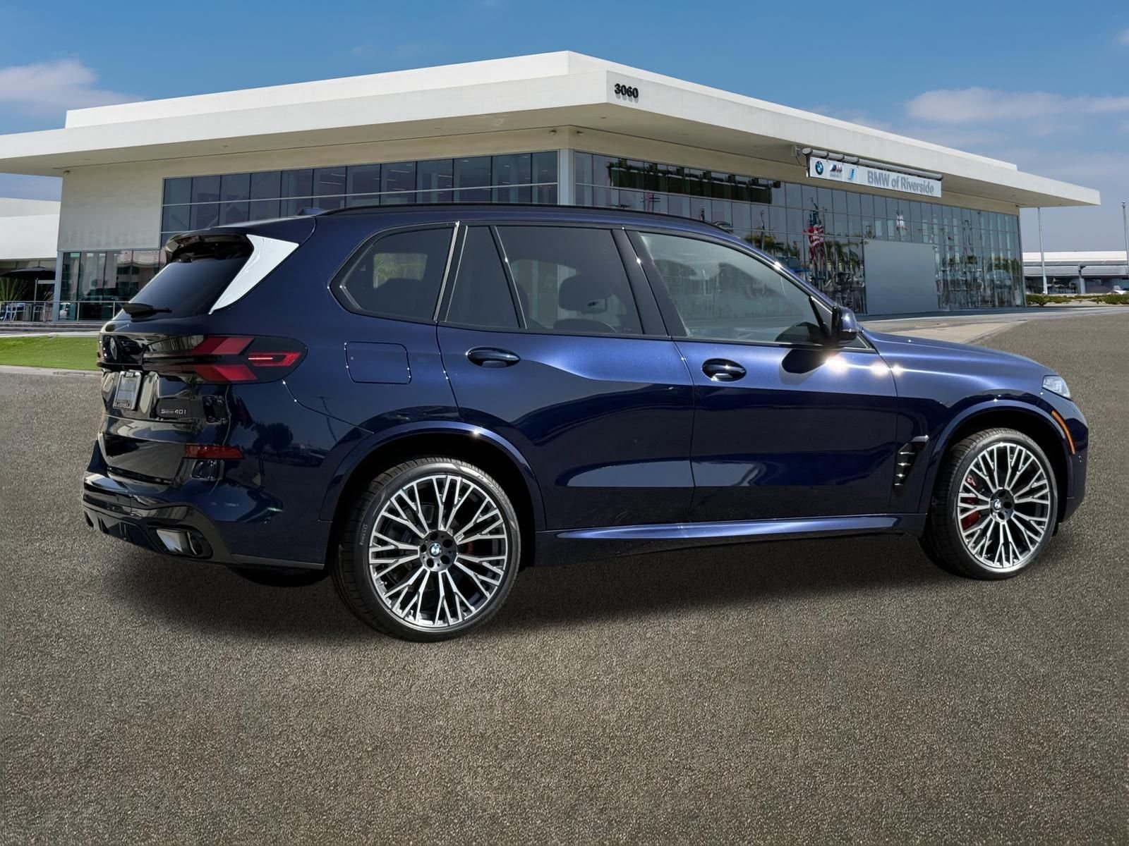 New 2026 Tanzanite Blue II Metallic BMW sDrive40i image 11