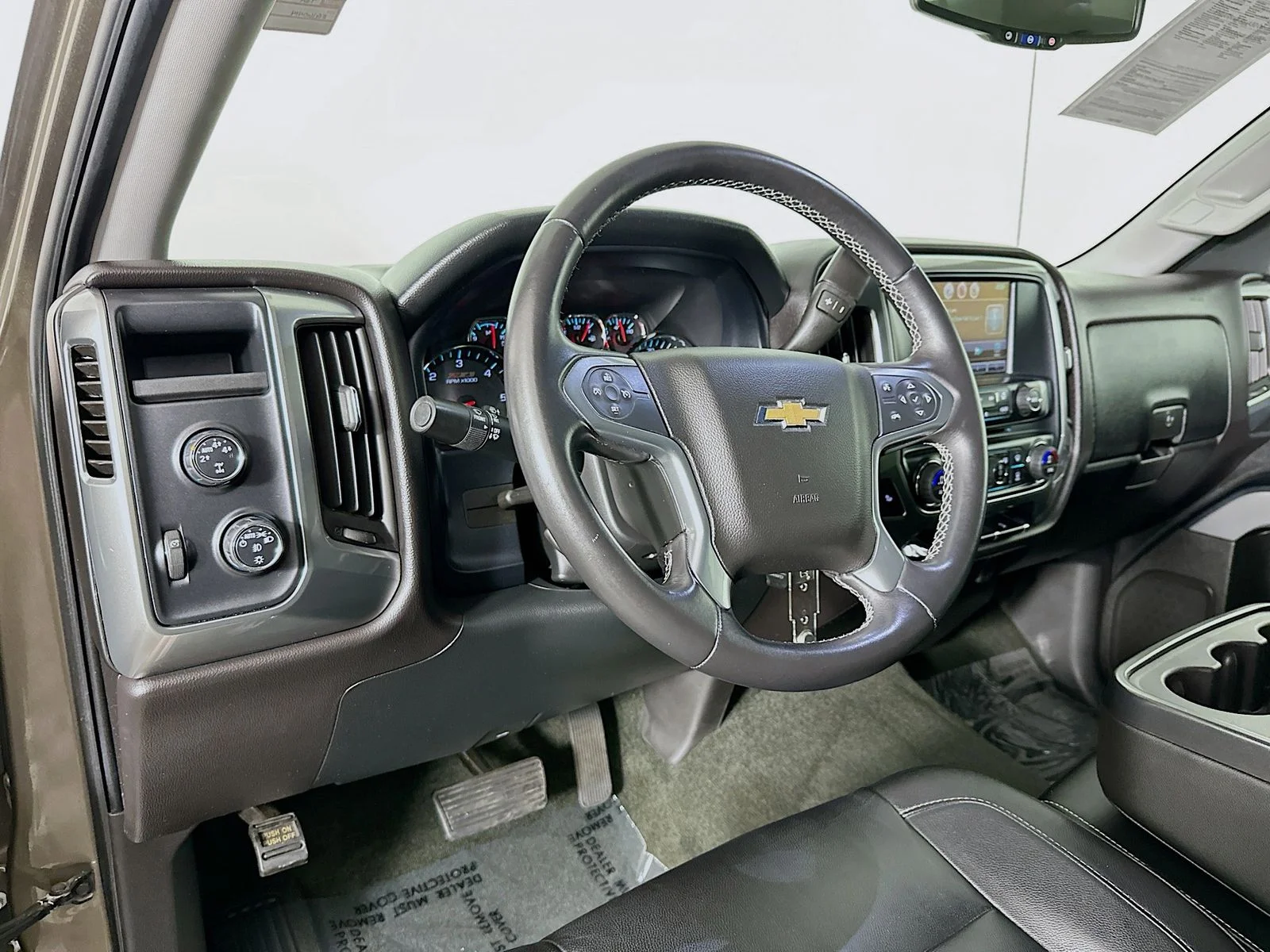Used 2014 Brownstone Metallic Chevrolet LT image 10
