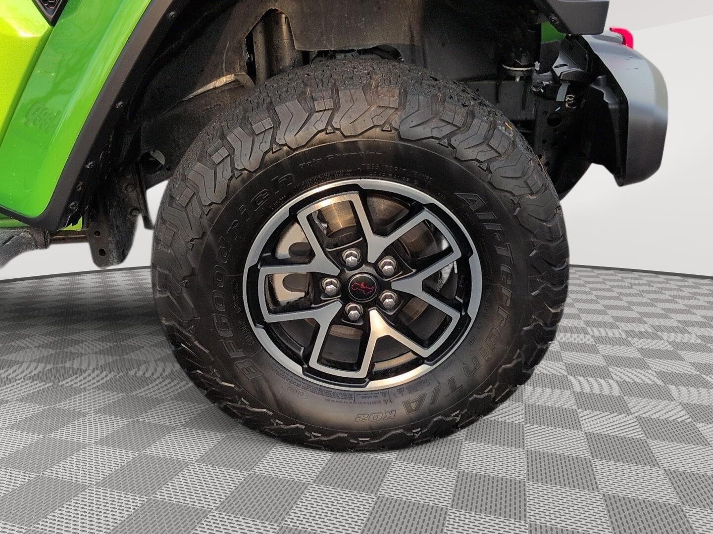 Used 2026 Mojito Clearcoat Jeep Rubicon image 9