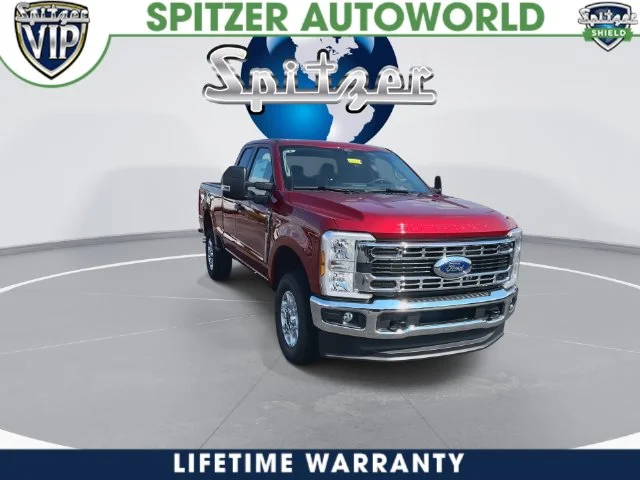 New 2026 Ruby Red Metallic Tinted Clearcoat Ford F-250® XLT image 3