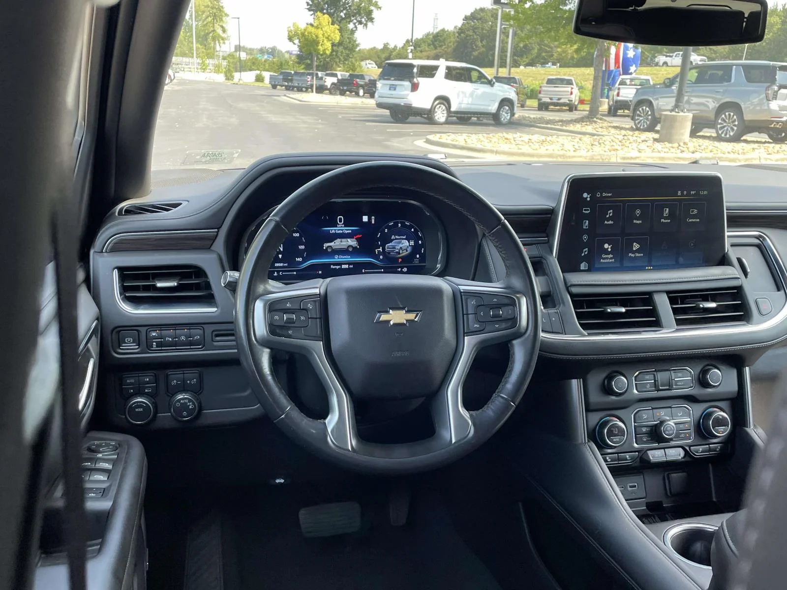 Used 2022 EMPIRE BEIGE METALLIC Chevrolet LT image 17