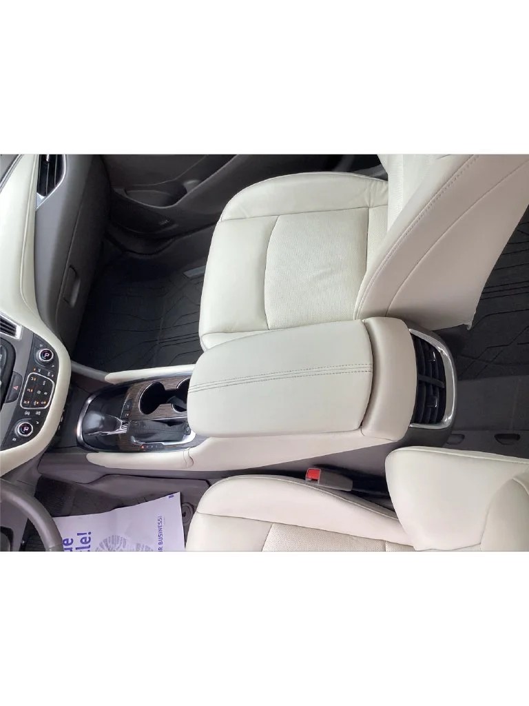 Used 2022 DARK ASH METALLIC Chevrolet Premier image 18