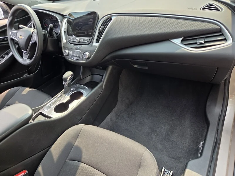 Used 2022 Mineral Gray Metallic CHEVROLET LS image 16