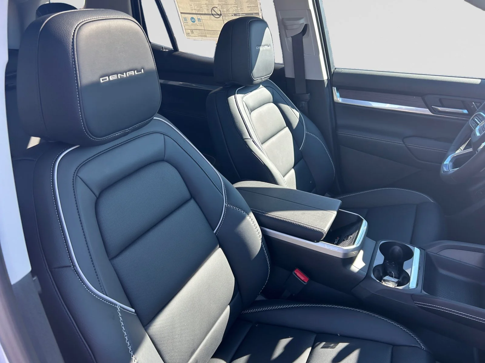 New 2027 Glacier White Tricoat GMC AWD Denali image 12