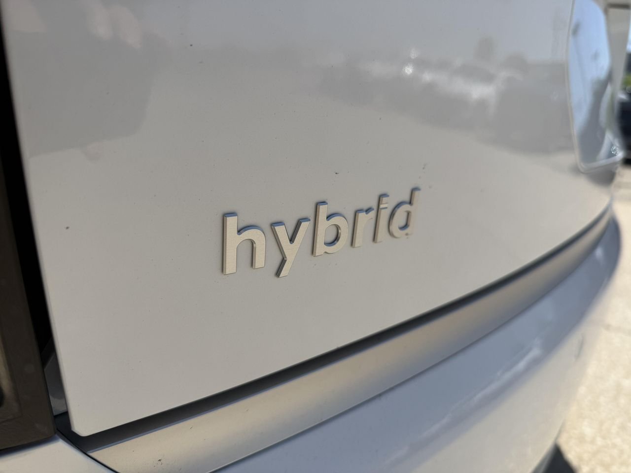 New 2026 Creamy White Pearl Hyundai Calligraphy image 10