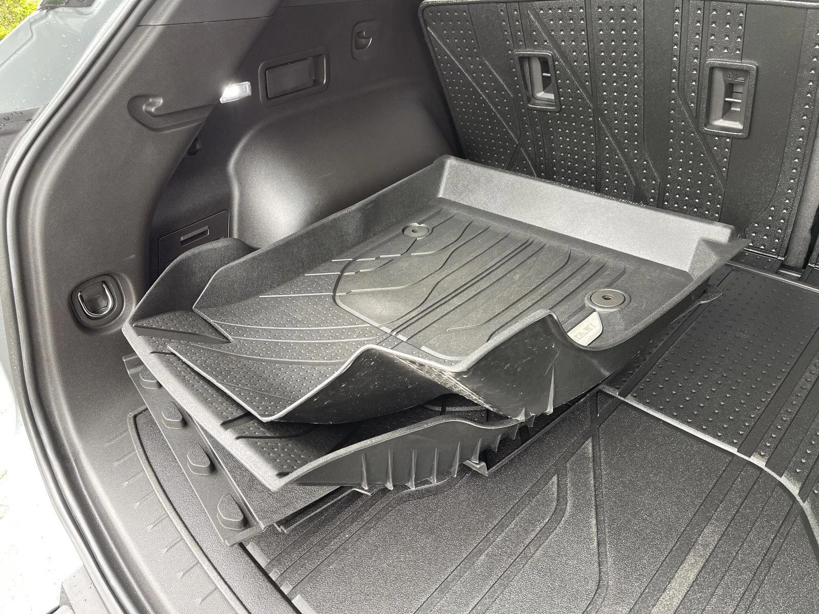 Used 2024 Sterling Gray Metallic Chevrolet LT image 36