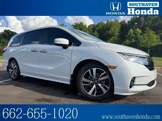 2023 Honda Odyssey Touring's photo