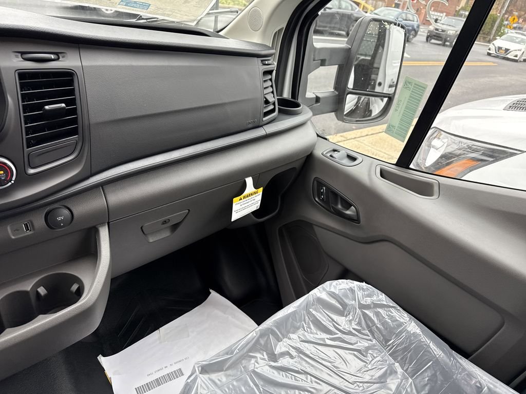 New 2025 Oxford White Ford Cargo Van image 11