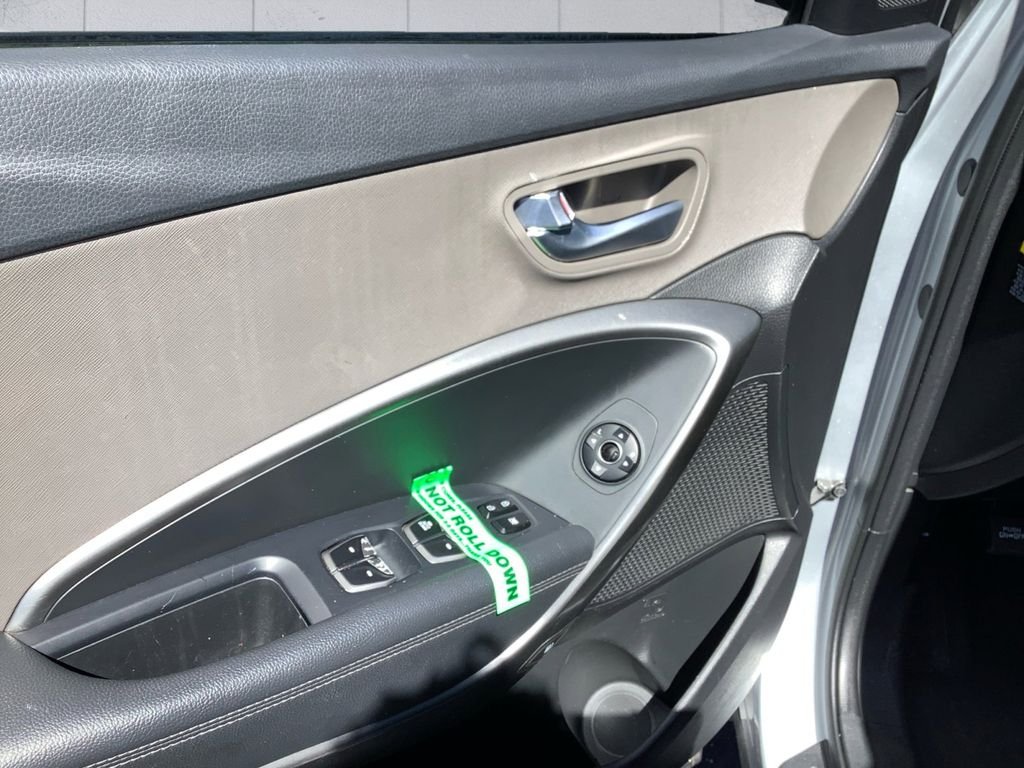 Used 2018 Silver Hyundai 2.4 Base image 12