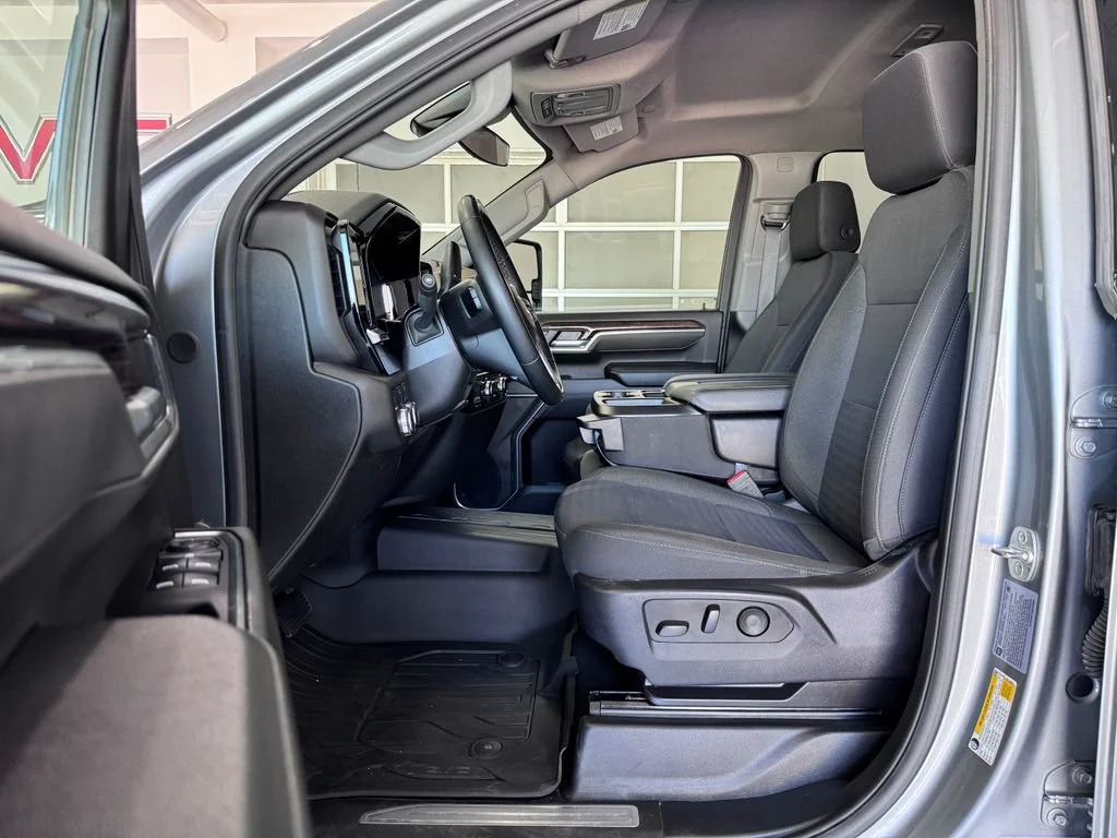 2025 GMC Sierra 2500HD SLE - Photo 11